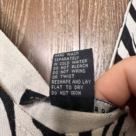 Maurice Sasson Zebra Print Silk Blend Blouse Top Embellished Red Beads Sequins S - Picture 6 of 7